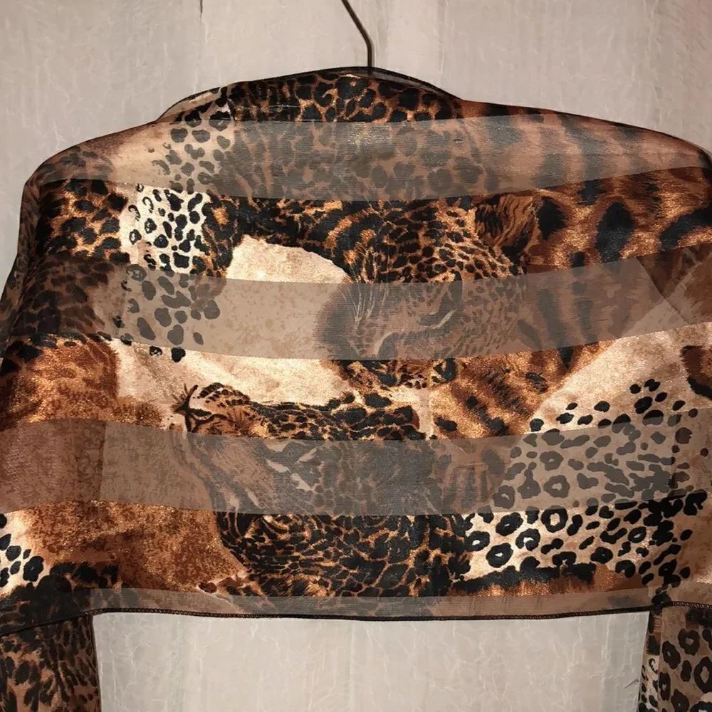 StripedâPolyester LeopardâPrintâScarf - Picture 4 of 11